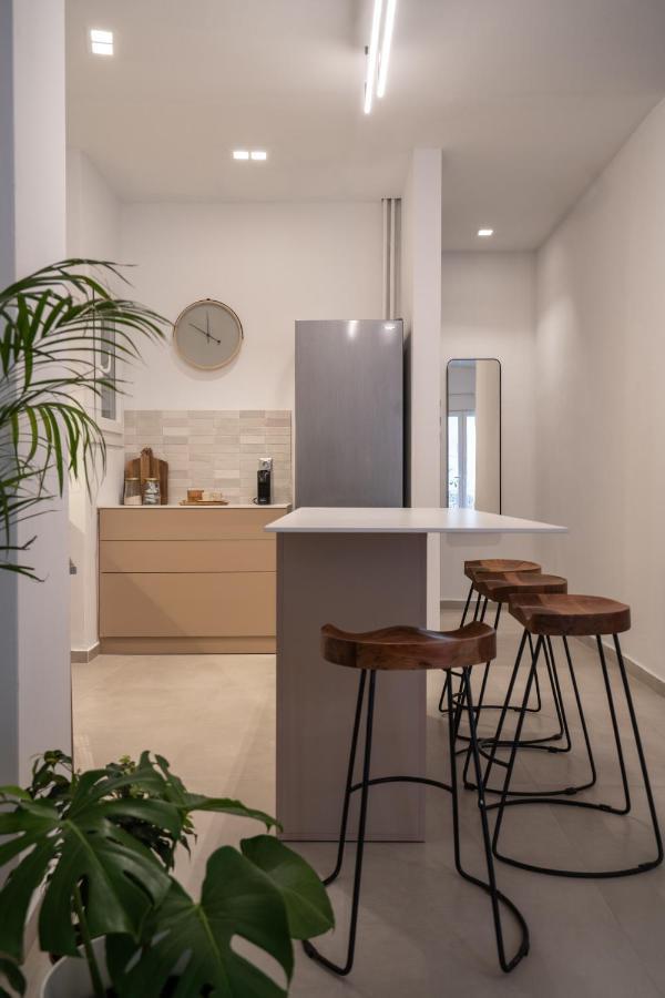 Athens 2Br - Central Location Lägenhet Exteriör bild